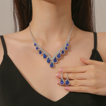 1 Set Simple Style Water Droplets Rhinestone Copper Inlaid Crystal Women'S Earrings Necklace